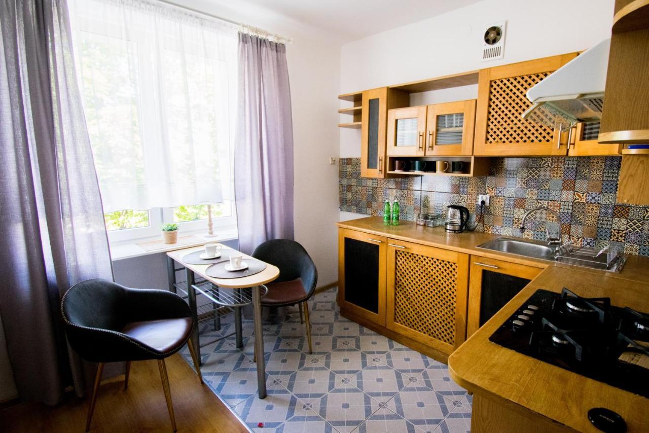 Color 24 Apartament V Apartment Сталова Вола Екстериор снимка